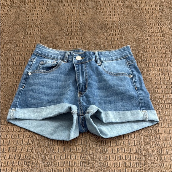 Shein High Rise Cuffed Denim Shorts Size 28 - Picture 1 of 8